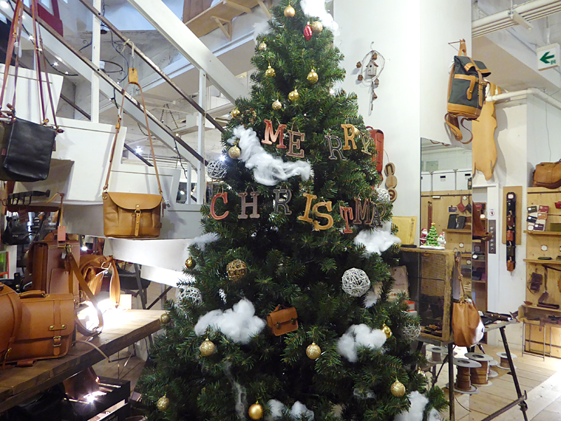 大阪店 クリスマスディスプレイ