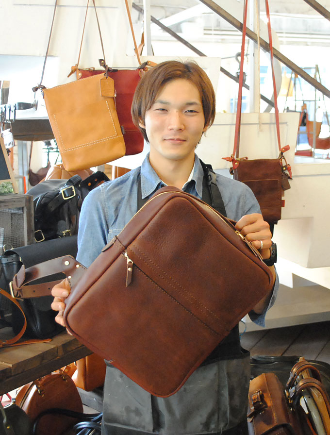 大阪店作り手:漆原の3周年記念バッグ
