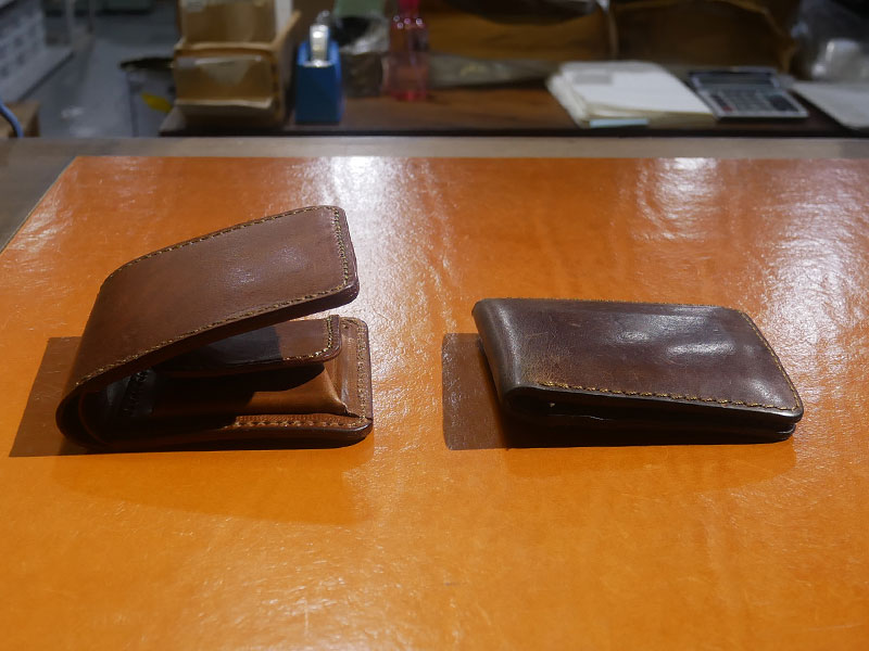 二つ折り財布(WS-8) チョコのエイジング3