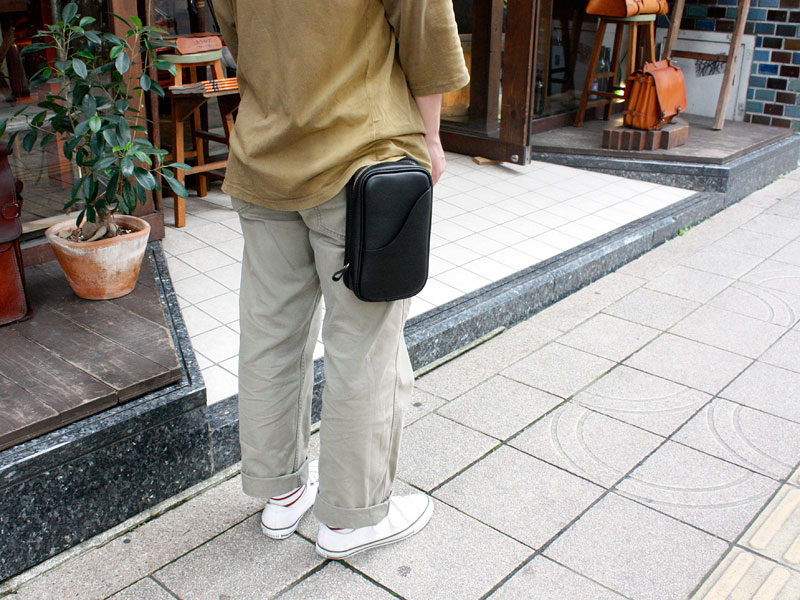 タテ型2wayボディバッグ(F-103) メンズベルトポーチ仕様
