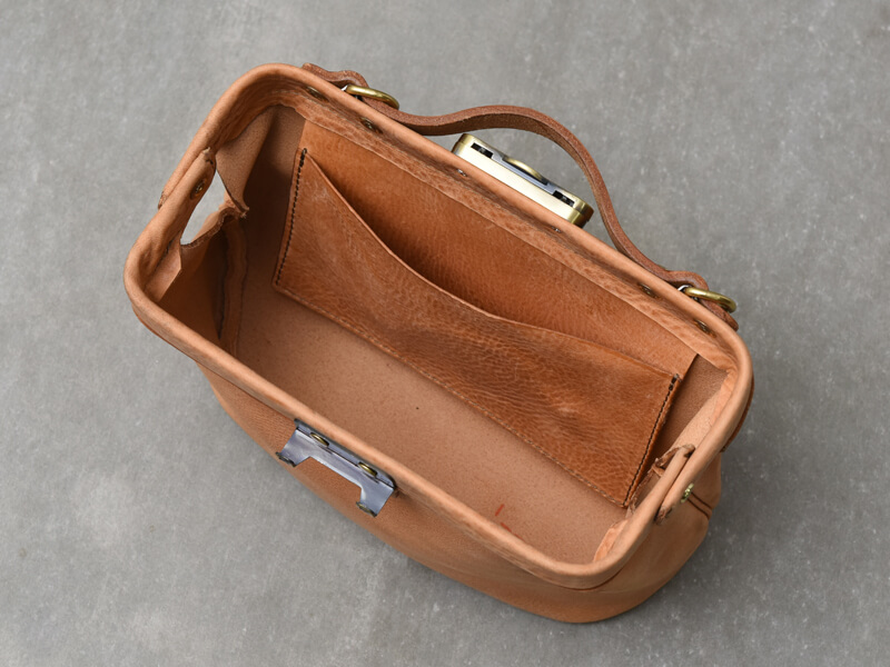 口枠型ショルダーバッグ(M-7) オープン