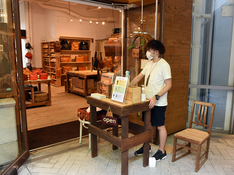 ヘルツ本店 感染対策1