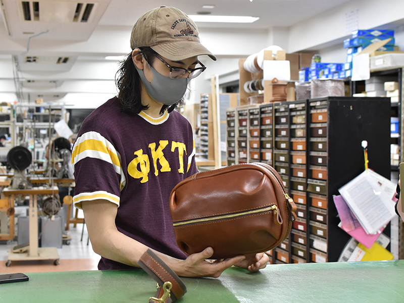 立体ポケットボディバッグ(F-9)を制作した作り手:古川
