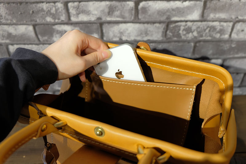 タックバッグ 内ポケット