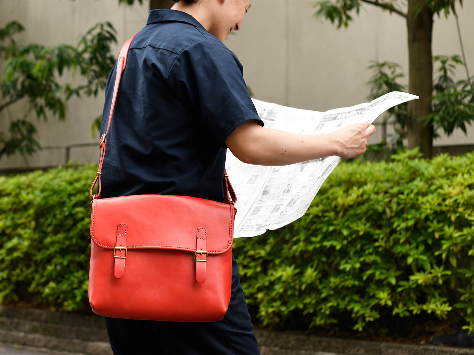 ニュースペーパーバッグに新聞紙を入れてみました